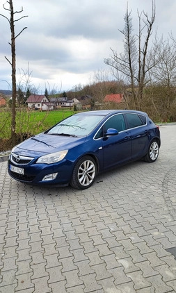 Opel Astra cena 21000 przebieg: 248365, rok produkcji 2009 z Miechów małe 211